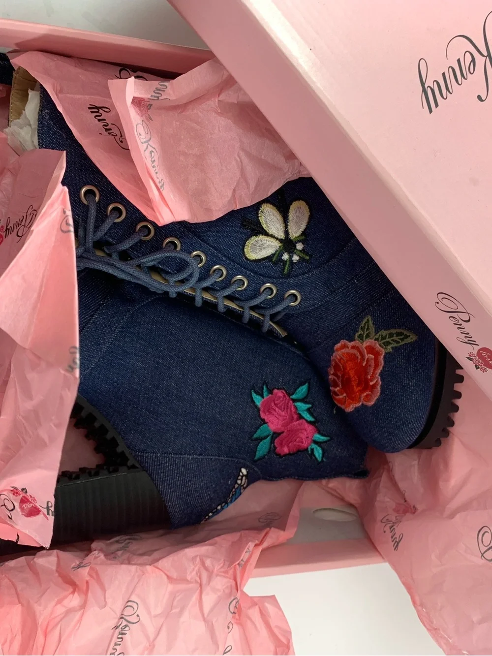 Womens Denim Western Boho Urban Cowgirl Embroidered Lace-Up Ankle Bootie 7M